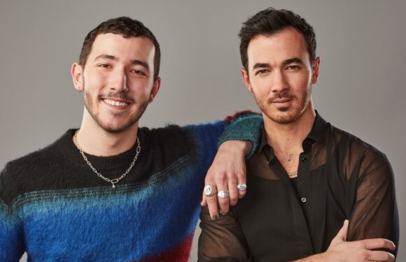 ‘Claim to Fame’ – See Every Celebrity Relative Revealed, Side by Side!