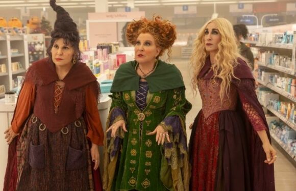 ‘Hocus Pocus 2’ Review: Bette Midler Puts a Spell on Us, and It’s Totally Fine