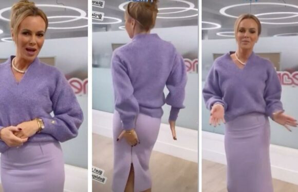 Amanda Holden ‘feeling like a naughty secretary’ in skintight skirt