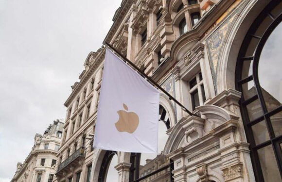 Apple customers face huge delays ahead of new iPhone launch