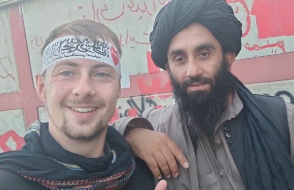 Barmy Brit danger tourist touches down in Africa ahead of bid to rescue refugee