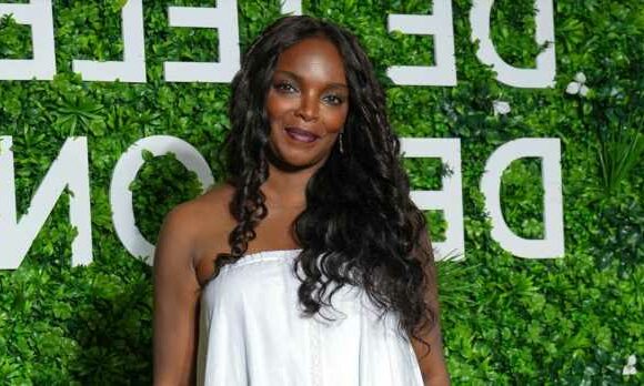 Chicago Med's Marlyne Barrett Reveals She Has Uterine and Ovarian Cancer