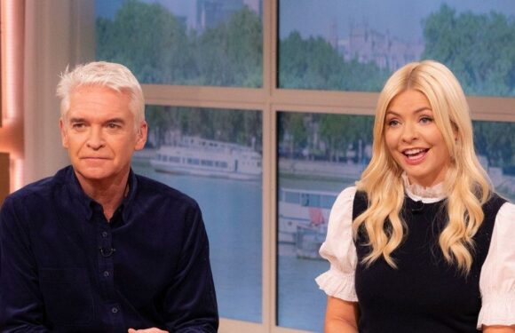 Domino’s takes savage swipe at Holly and Phil after ‘queue-jumping’ scandal