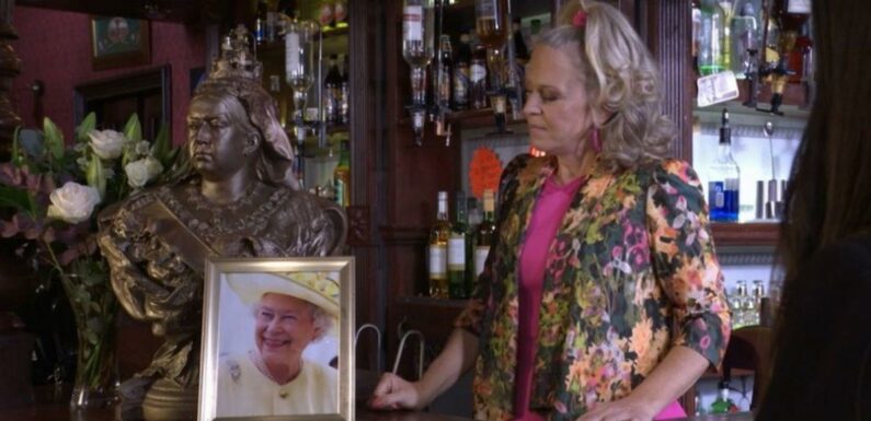 EastEnders fans praise BBC One soap for ‘touching’ tribute to Queen Elizabeth II