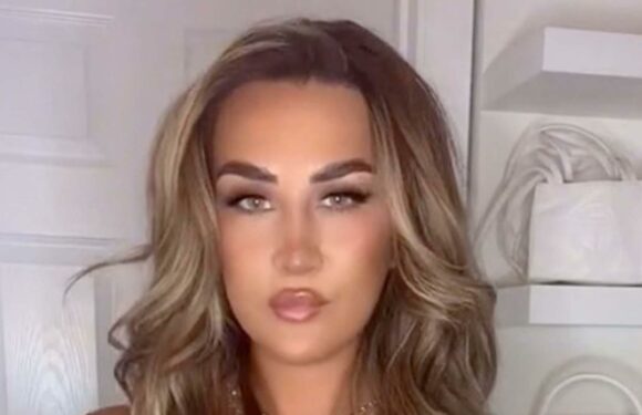 I have big boobs – my simple fix helps to give your girls even more support & you may not even have to wear a bra | The Sun