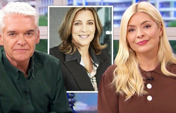ITV boss in fresh defence of Phillip and Holly ‘queue-jump’ row