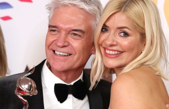 ITV bosses ‘concerned’ Holly Willoughby and Phillip Schofield could be booed at NTAS
