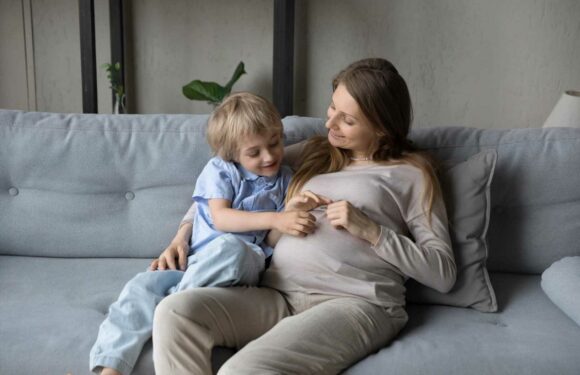 I’m a child health specialist – four ways to get your child ready for a new sibling & why buying a present works wonders | The Sun