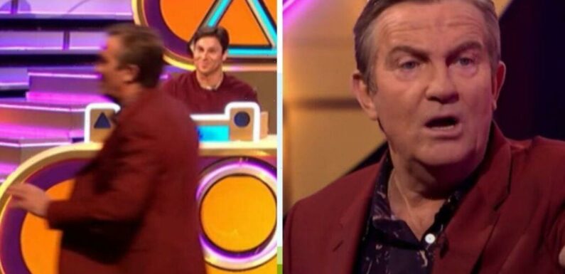 ‘I’m off’ Bradley Walsh jokingly ‘walks off’ Blankety Blank set as …