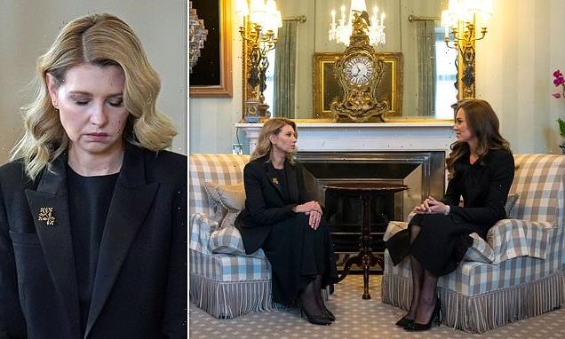 Kate meets Ukraine's First Lady at Buckingham Palace