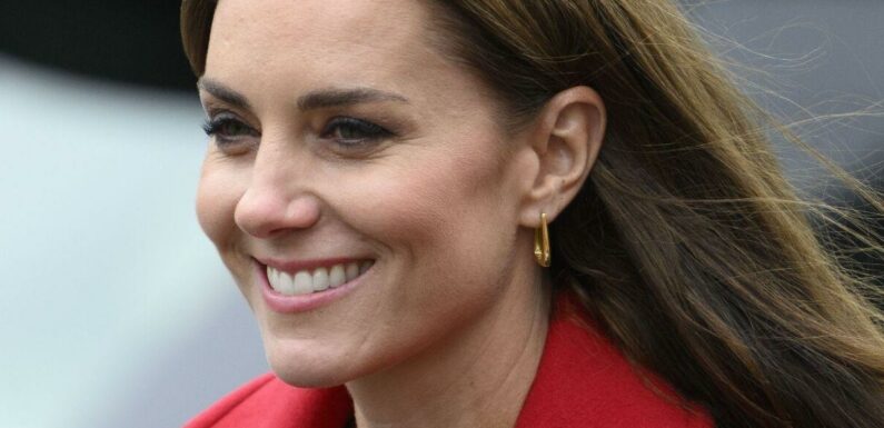 Kate wears £79 gold hoop earrings to Wales as a sweet tribute