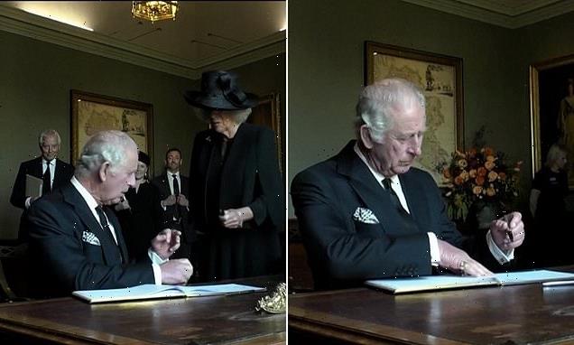 King Charles III's awkward moment he is confronted with a leaking PEN