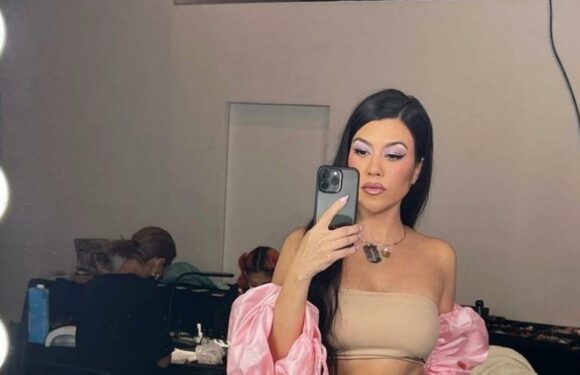 Kourtney Kardashian fans praise star’s ‘real body’ after ‘refreshing’ pics