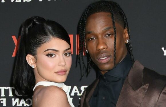 Kylie Jenner Says She "Felt the Pressure" to Choose a Name For Her Son