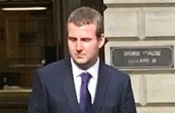 Man 'accidentally' exposed himself to girls in optical illusion room