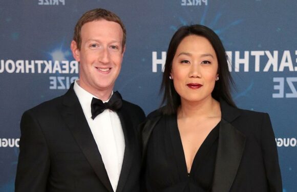 Mark Zuckerberg, Wife Priscilla Chan Expecting 3rd Daughter: 'Baby Sister'