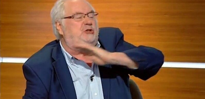 Mike Parry to boycott Asda after rant about shoppers in pyjamas