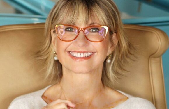 Olivia Newton-Johns Publicist Feels Upset After Shes Snubbed From In Memoriam Segment at Emmys