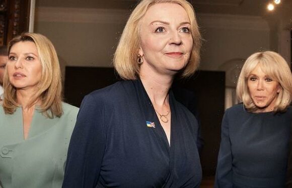 PM 'will cut stamp duty' to boost economy in emergency budget