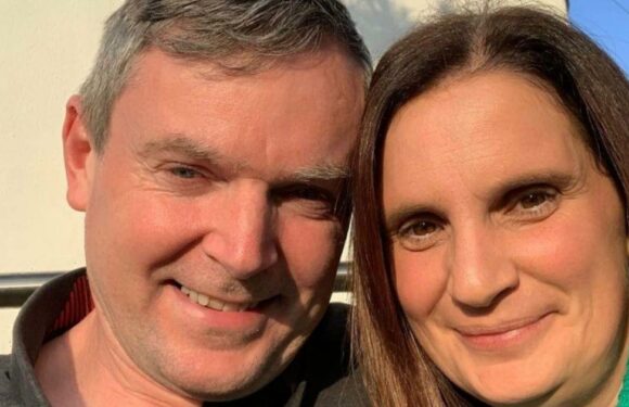 Parents of UK’s biggest family visit secret spot for 30th wedding anniversary