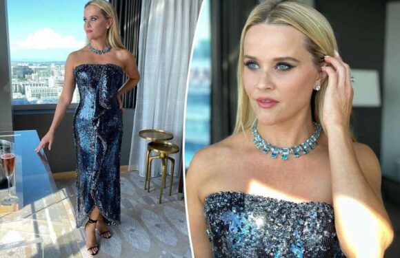 Reese Witherspoon wore over 210 carats of Tiffany bling to 2022 Emmys