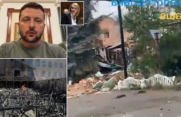 Russian troops are 'panicking' as Ukraine's forces continue to advance
