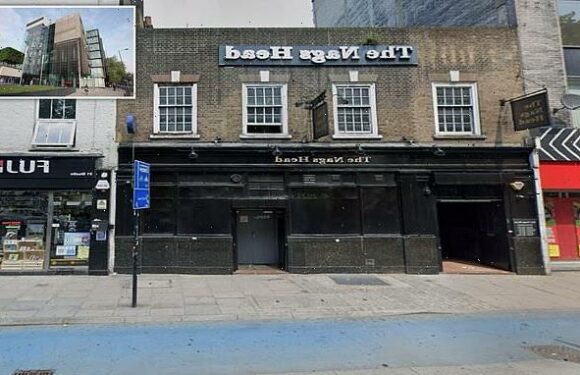 Santander launches investigation after bankers visit London strip club