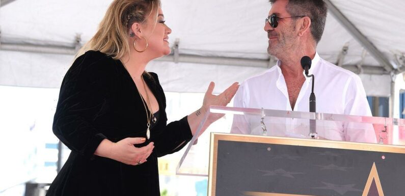 Simon Cowell thanks Kelly Clarkson for his success in moving speech for singer
