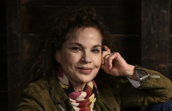 Small boobs and a secret lover? Sigrid Thornton tells the whole truth