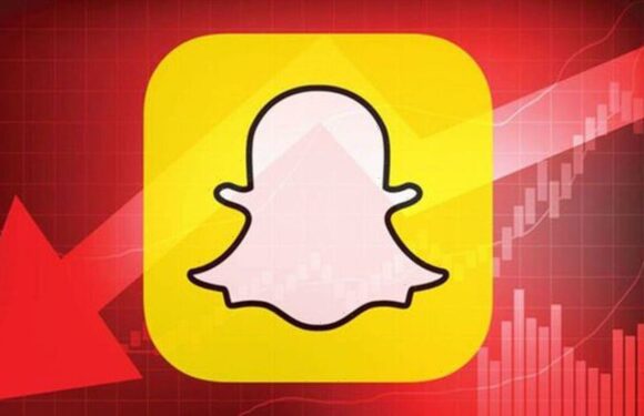 Snapchat DOWN: Thousands hit by glitch that stops snaps being sent
