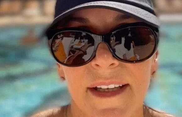 Strictly judge Shirley Ballas soaks up the sun in Las Vegas after series is postponed amid Queen's death | The Sun