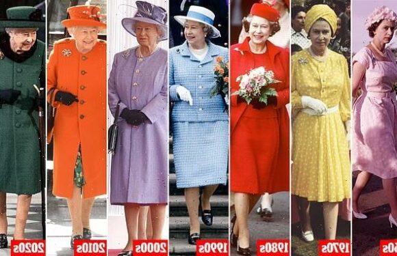 The Queen of colour blocking