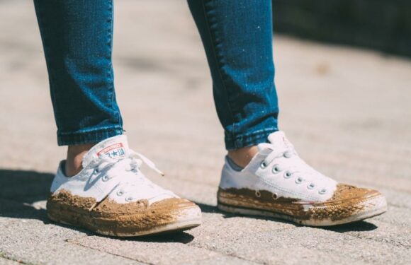 This Genius $12 Cleaning Tool Restores White Sneaker Soles to Like-New Condition