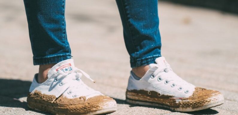 This Genius $12 Cleaning Tool Restores White Sneaker Soles to Like-New Condition