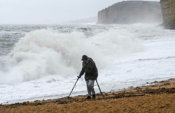 UK Weather: Brits to be lashed by 'SEVERE' 55mph gales this week as strong Atlantic jet stream brings heavy downpours | The Sun