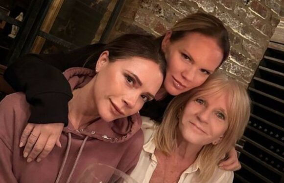 Victoria Beckhams posts about special family time as Brooklyn and Nicola skip it for Paris trip