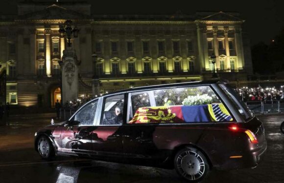 What is the Queen's coffin procession route? | The Sun