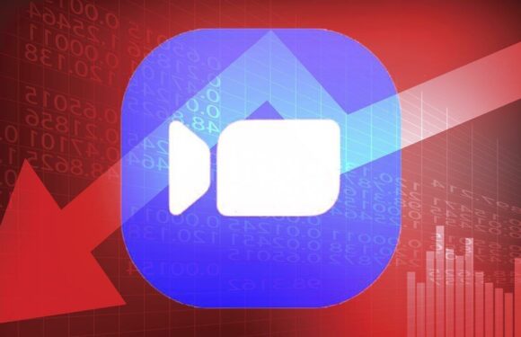 Zoom DOWN: Huge outage hits online meeting app, major login issues