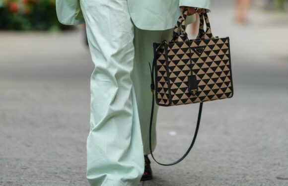 According To TikTok, Amazon Is Officially The "It Girl" Of Retail