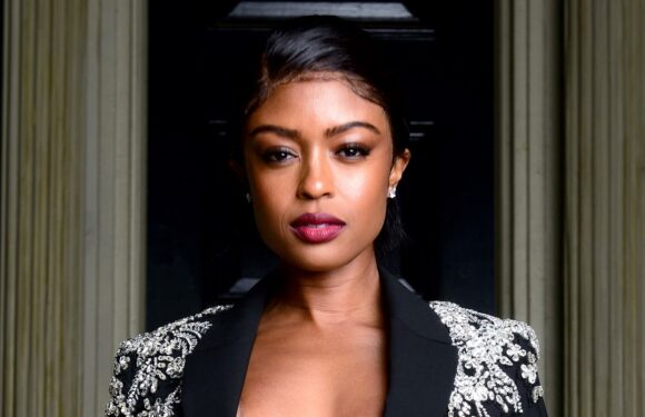 Batwomans Javicia Leslie Joins Final Season of The Flash In Mystery Role!