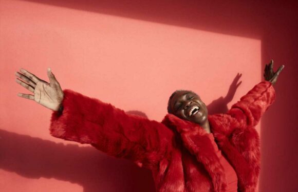 Best tips to feel confident revealed – and it's all about smiling | The Sun