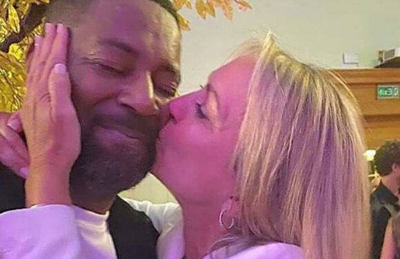 Bradley Walsh’s wife kisses actor on cheek as he details connection