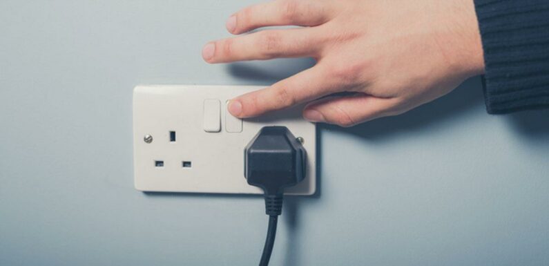 British plugs with ‘seriously beefy prongs’ are the world’s best admits American