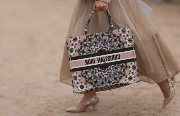 Channel Your Inner Carrie Bradshaw With One of These 11 Tulle Skirts