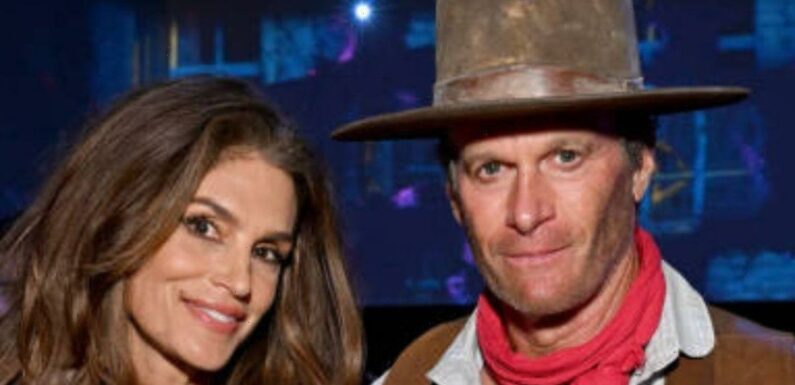 Cindy Crawford wows as saloon girl with husband as Kaia steals show