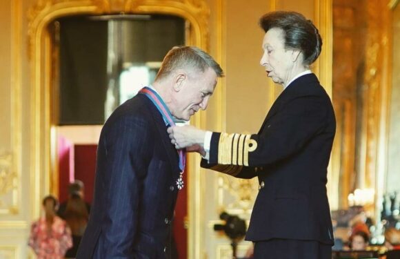 Daniel Craig Receives Same Royal Order as His Onscreen Character James Bond