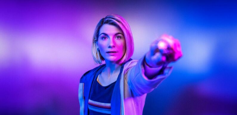 Doctor Whos Jodie Whittaker bids farewell to role in emotional exit scenes