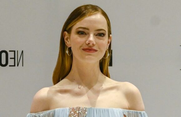 Emma Stone Responds to Being booed at Padres-Mets Game With Instantly Classic Reaction