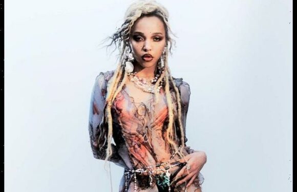 FKA Twigs Shares New Pamplemousse Video