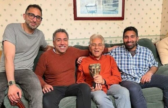 Gogglebox star Baasit Siddiqui shares rare picture of his wife on 10th anniversary